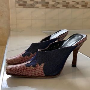 Vintage bebe Denim  Mules, Size 7 Y2K Perfection